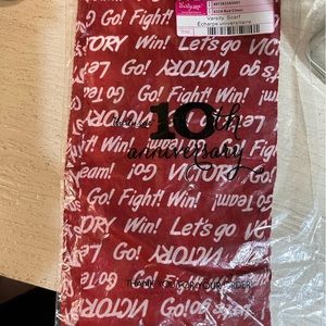 Thirty-One ~ VINTAGE ~ Varsity Scarf ~ Red